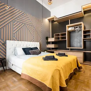  Apartament Deluxe Quentin Next To The Fashion Street